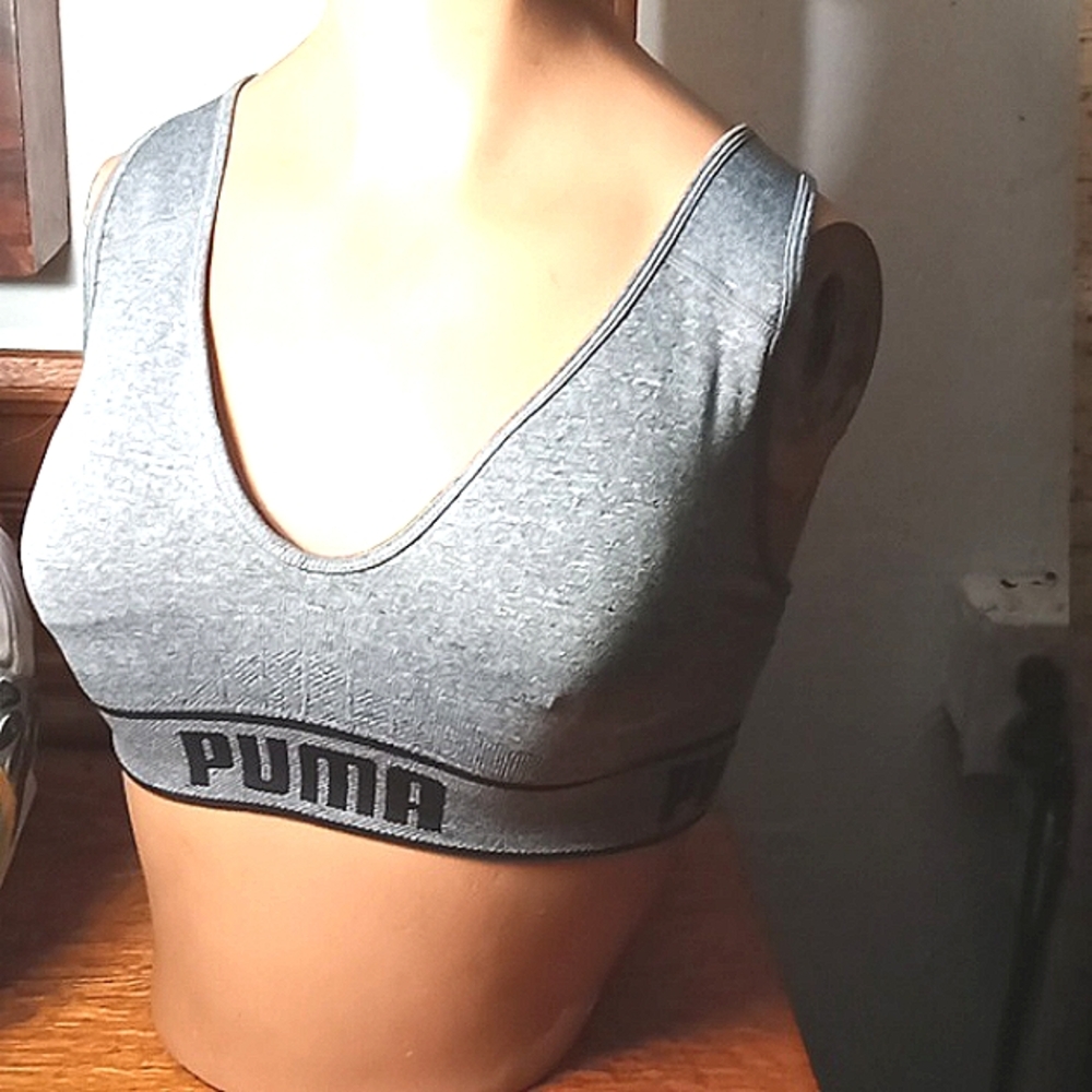 ,,🤩2 for 10 Puma sports bra Size Small